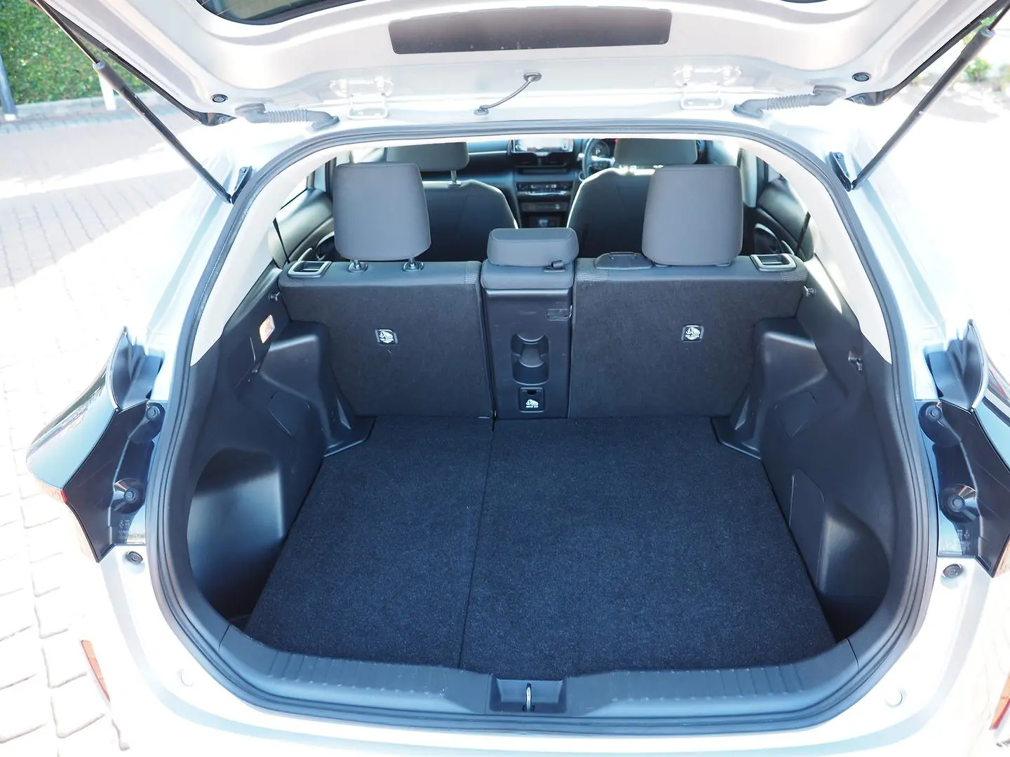 2023 Toyota Yaris Cross Gallery Image 17