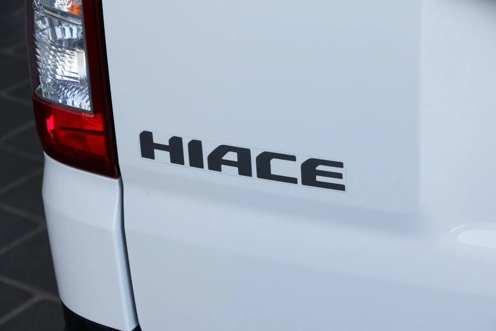 2022 Toyota Hiace Gallery Image 17