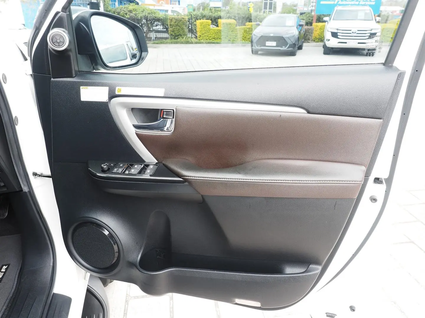 2017 Toyota Fortuner Gallery Image 21