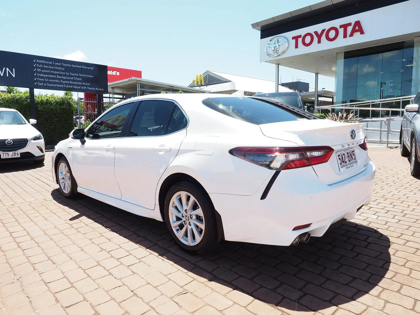 2021 Toyota Camry Gallery Image 7