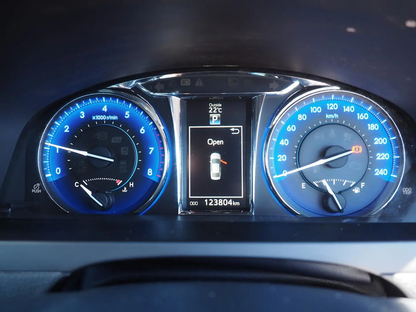 2016 Toyota Camry Gallery Image 17