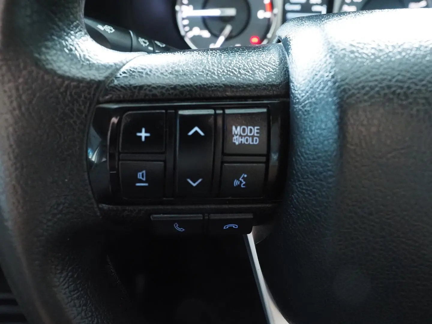 2021 Toyota Hilux Gallery Image 25