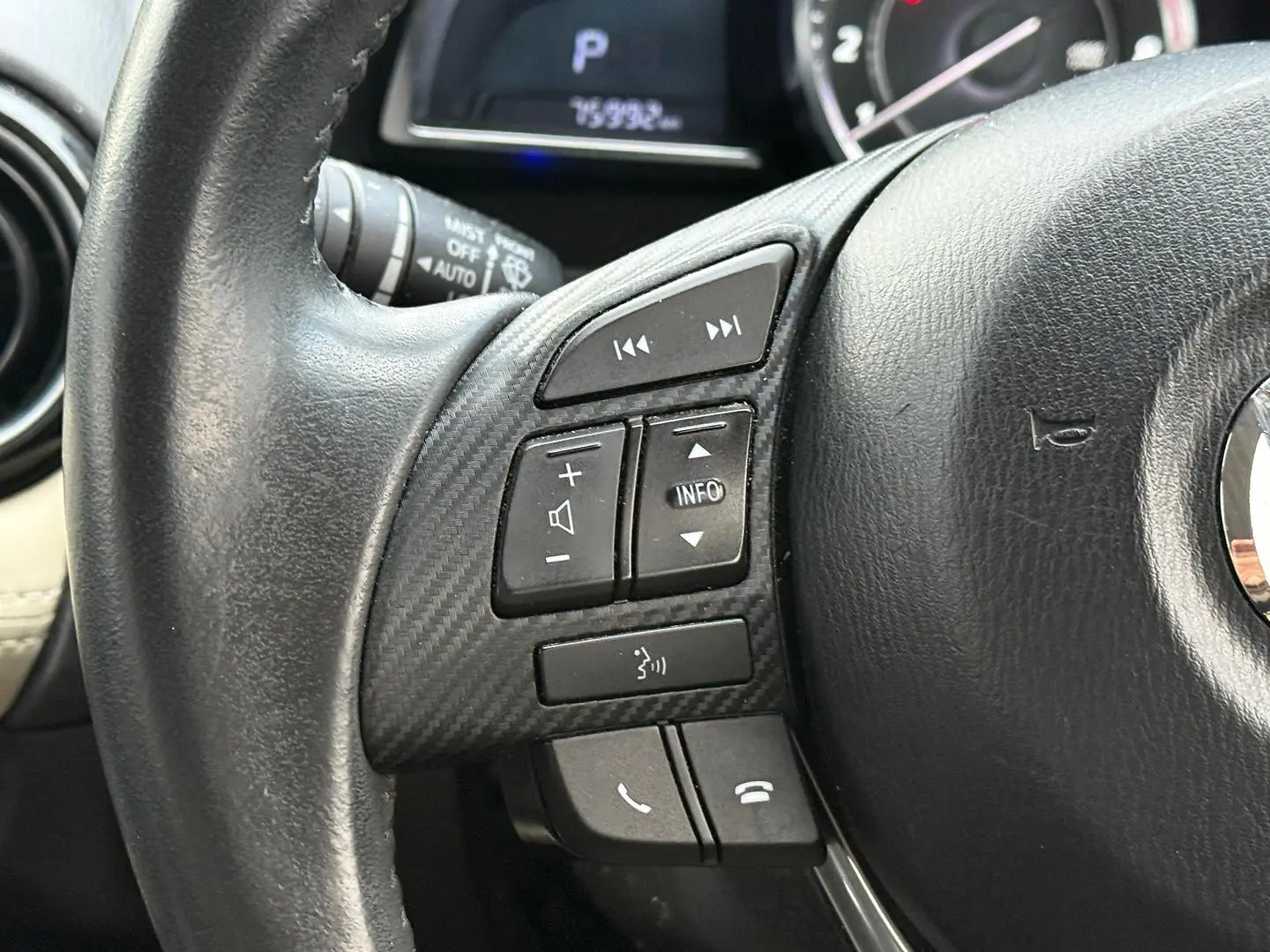 2015 Mazda 2 Gallery Image 14