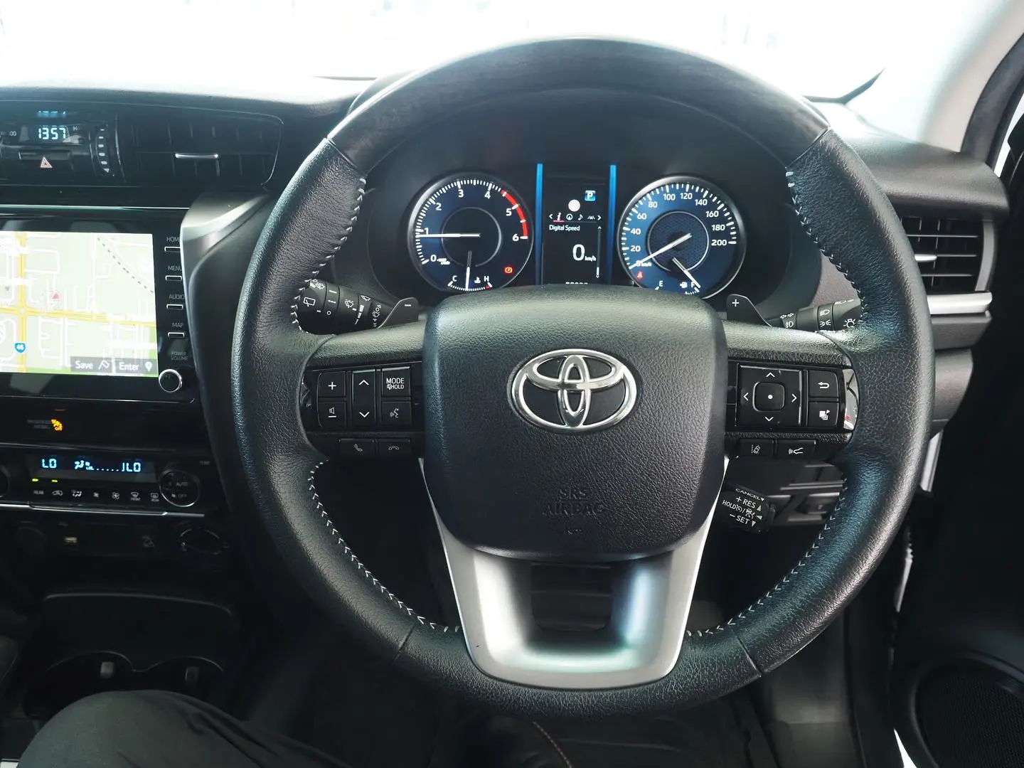 2022 Toyota Fortuner Gallery Image 30