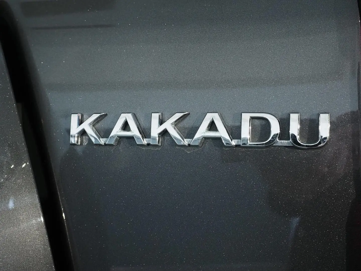 2018 Toyota Landcruiser Prado Gallery Image 25
