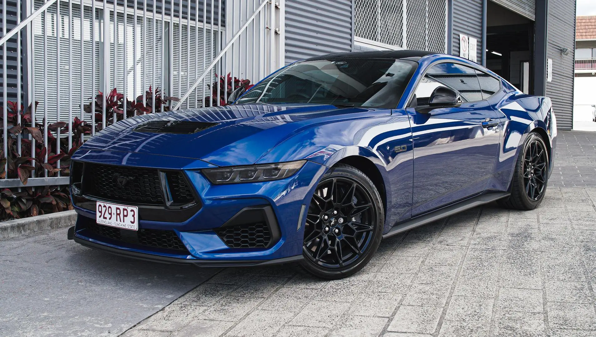 2025 Ford Mustang Gallery Image 1