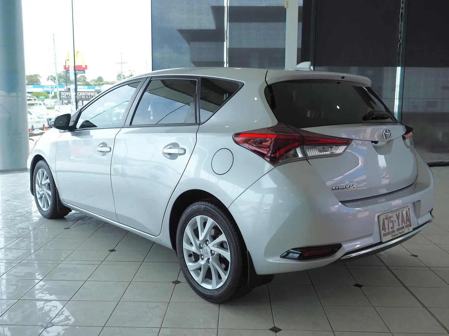 2018 Toyota Corolla Gallery Image 10