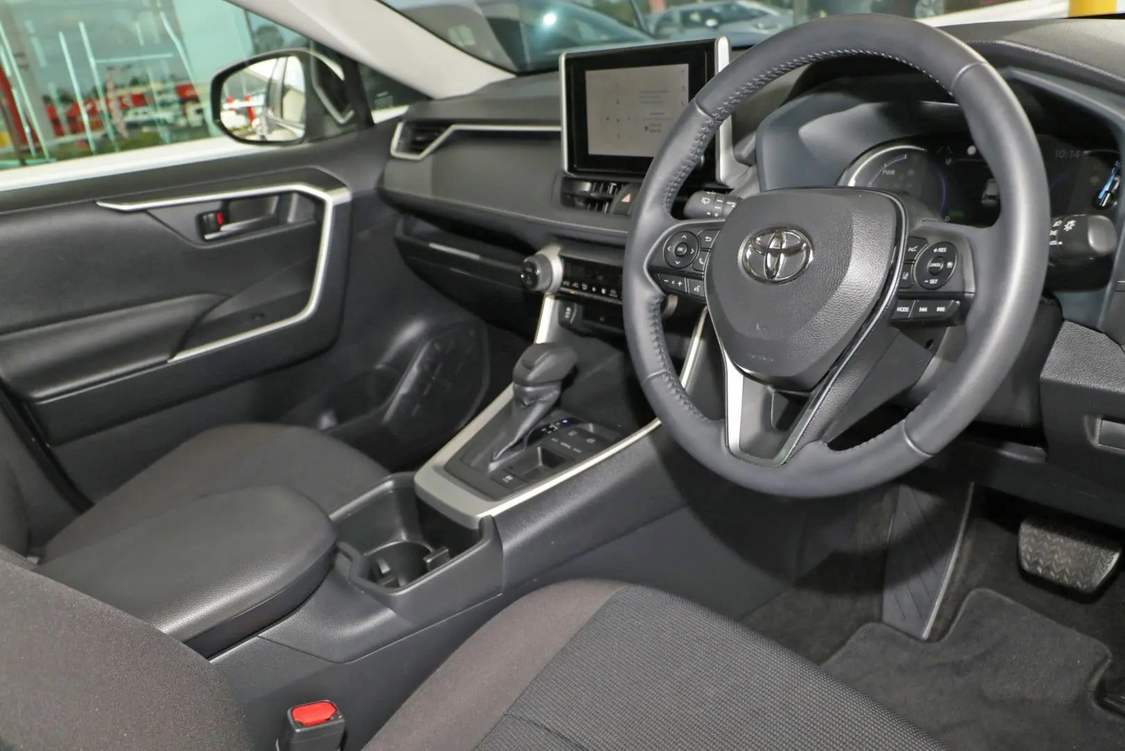 2024 Toyota RAV4 Gallery Image 5