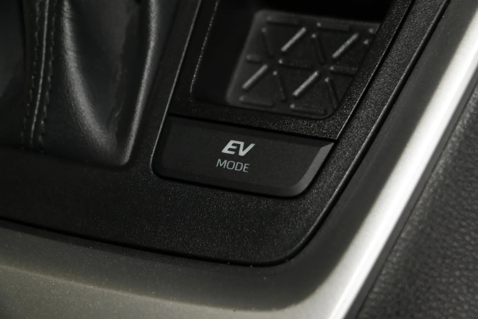 2024 Toyota RAV4 Gallery Image 12