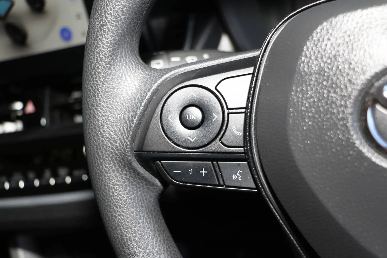 2024 Toyota Corolla Cross Gallery Image 17