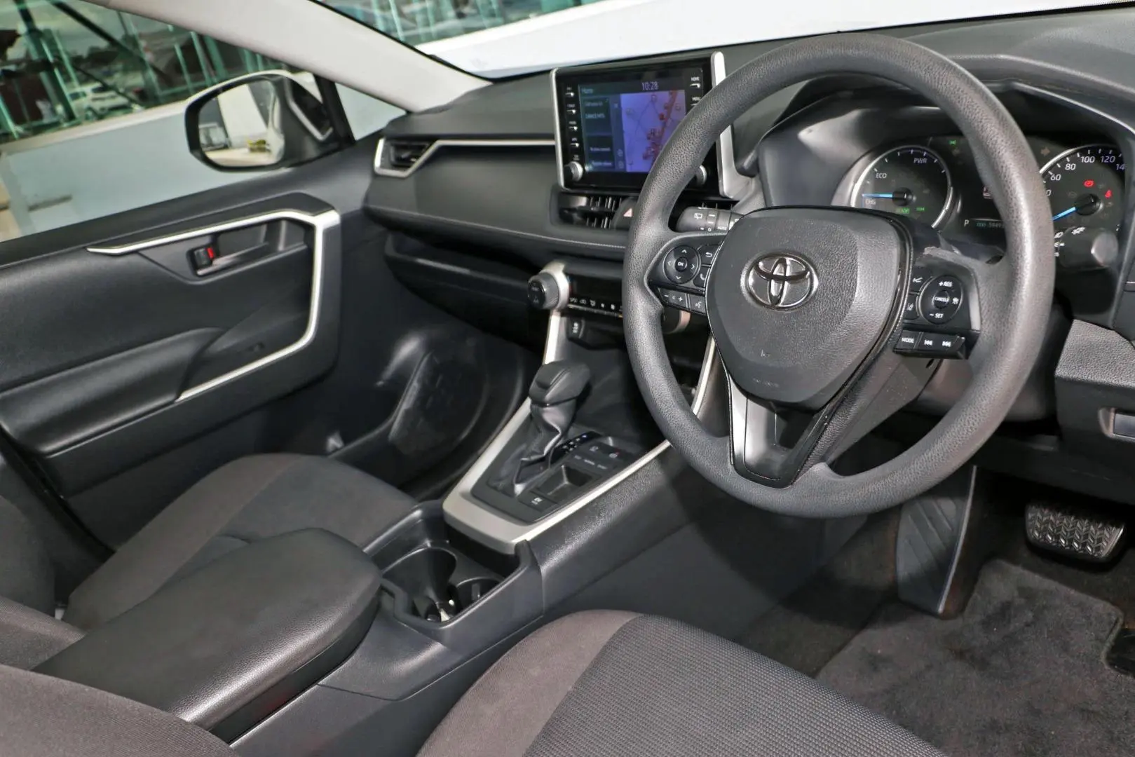 2020 Toyota Rav4 Gallery Image 6