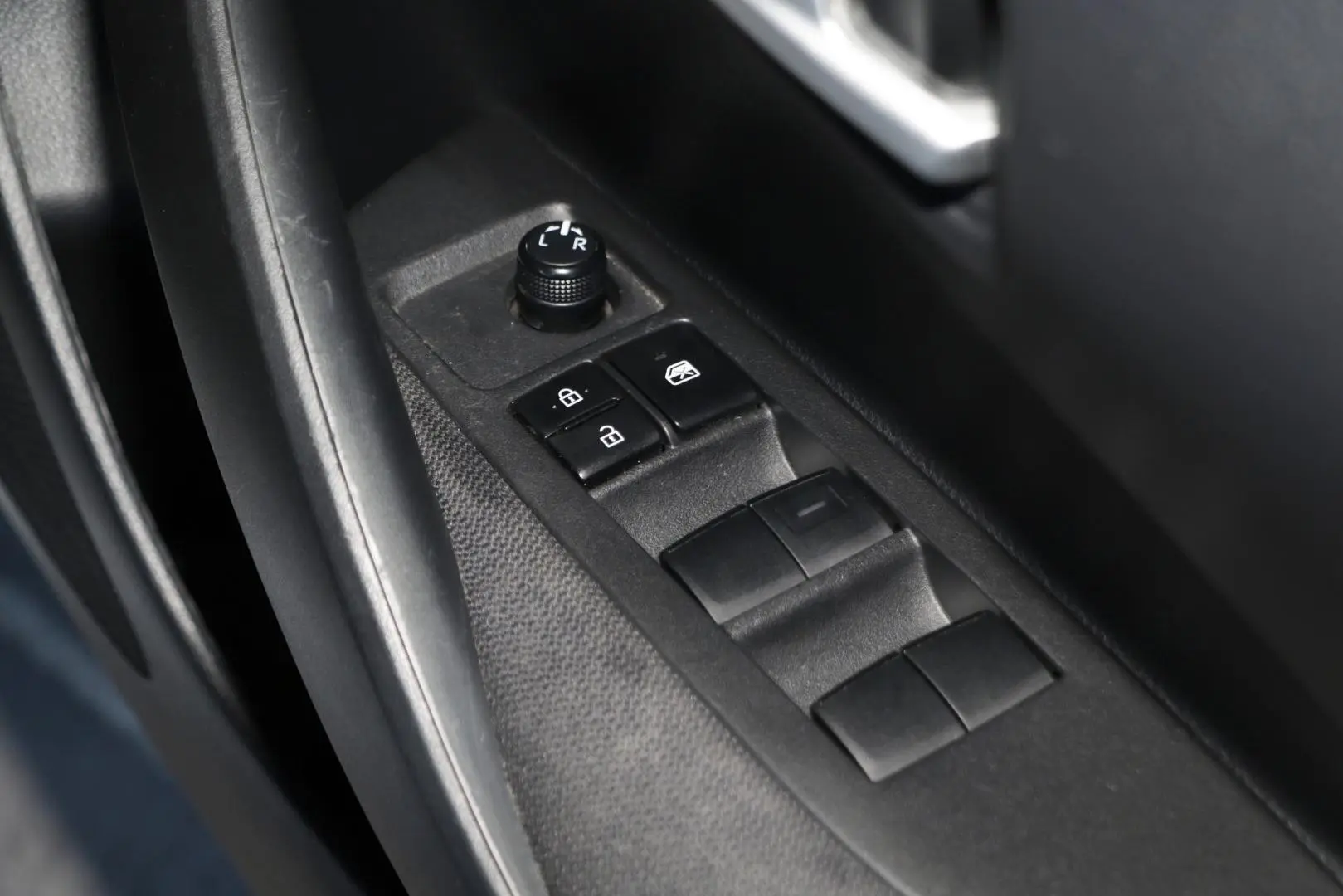 2023 Toyota Corolla Gallery Image 19