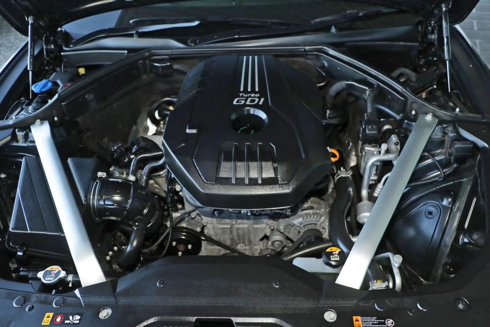 2019 Genesis G70 Gallery Image 19
