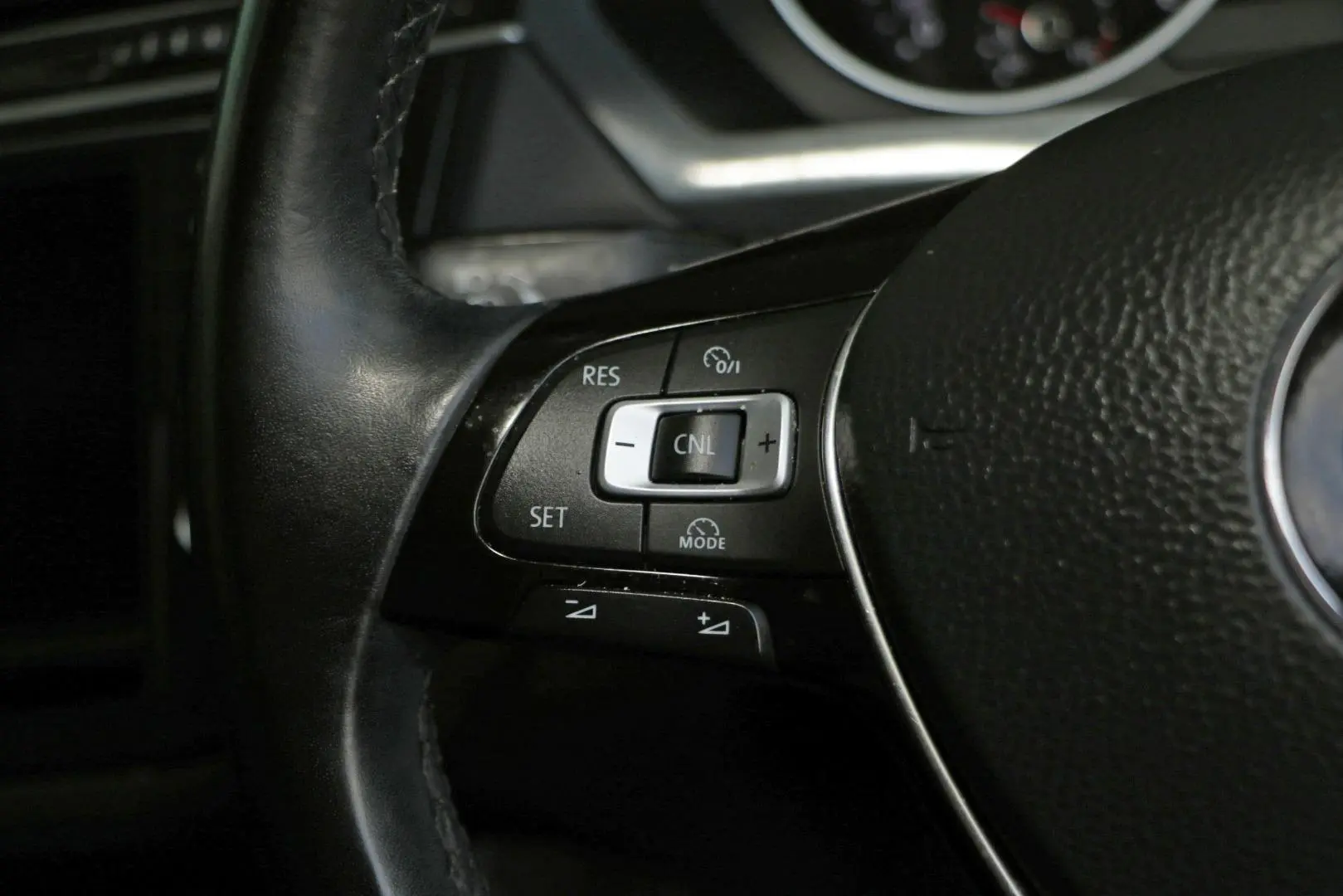 2016 Volkswagen Tiguan Gallery Image 17