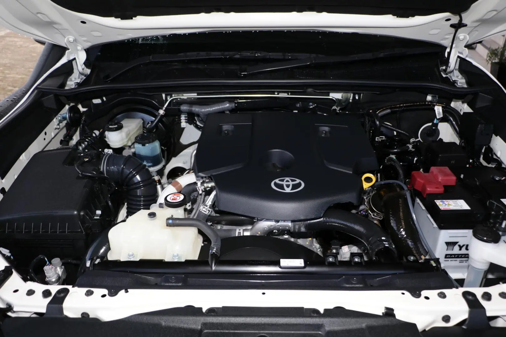 2025 Toyota Hilux Gallery Image 23