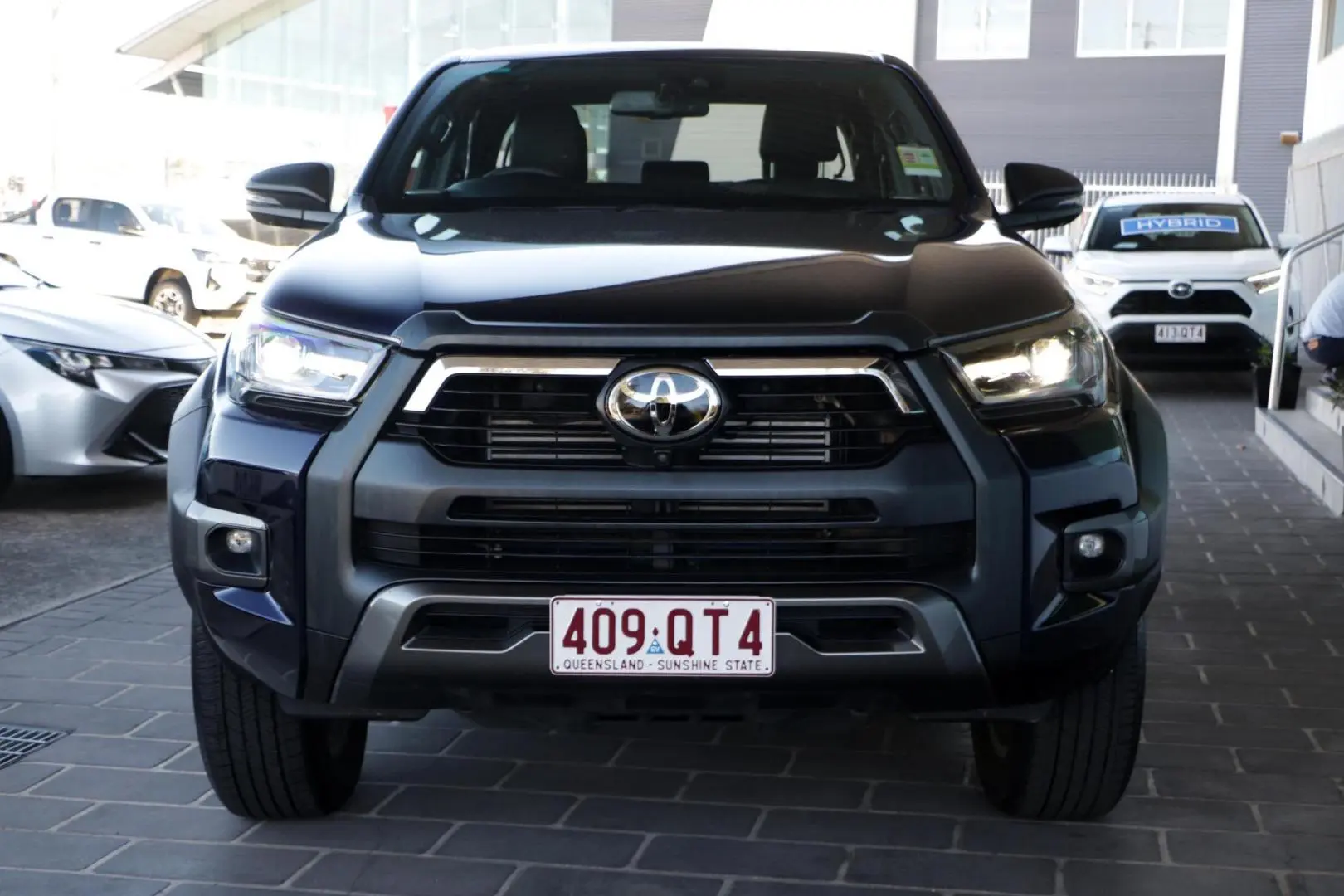 2025 Toyota Hilux Gallery Image 4