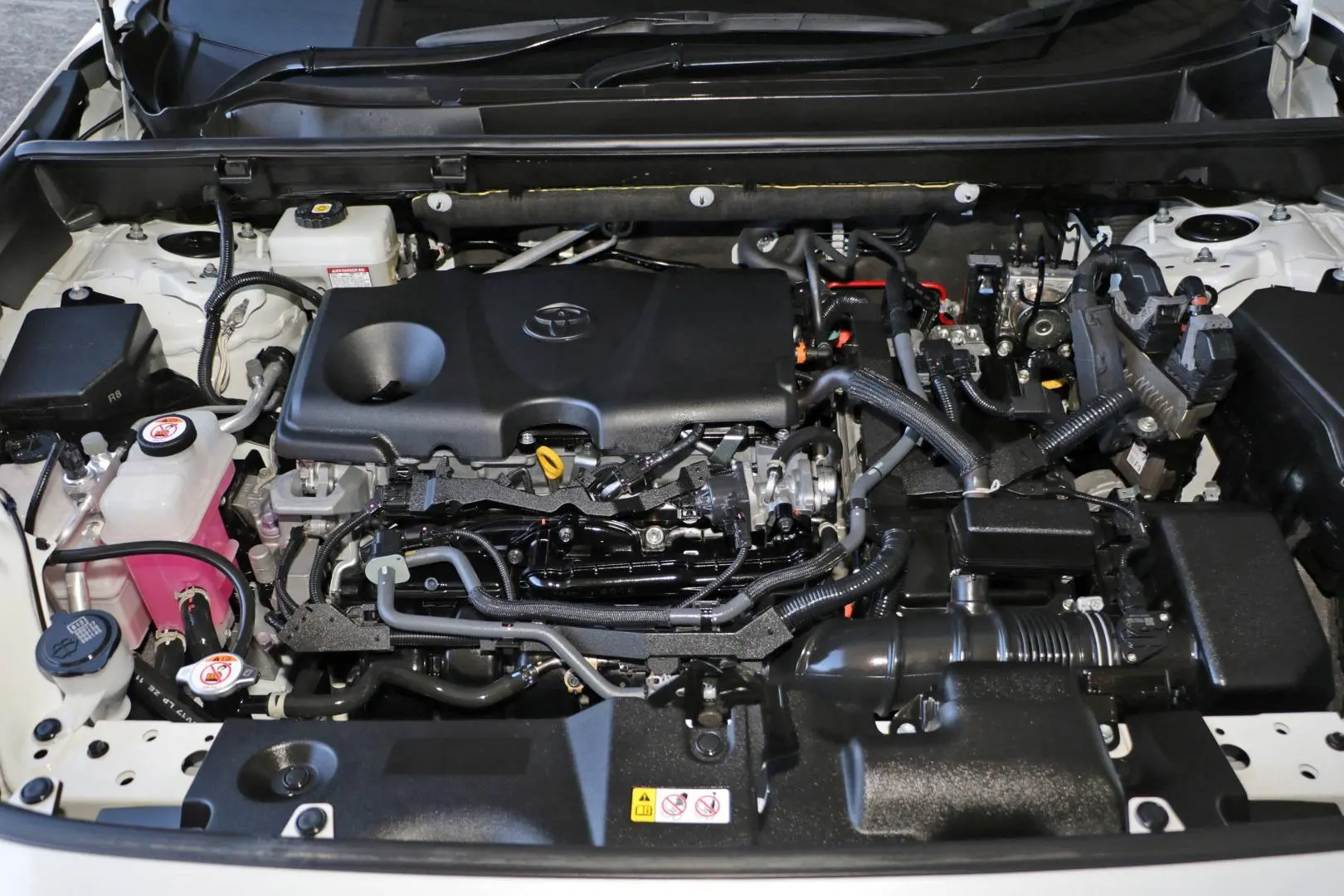 2022 Toyota RAV4 Gallery Image 21