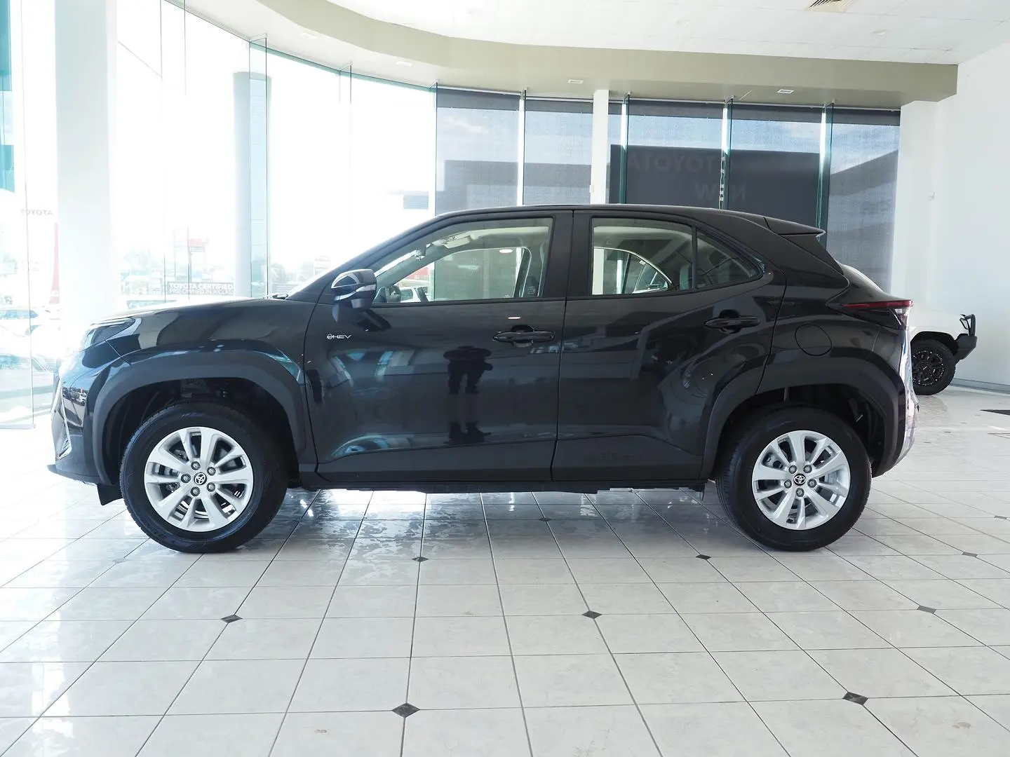 2024 Toyota Yaris Cross Gallery Image 10