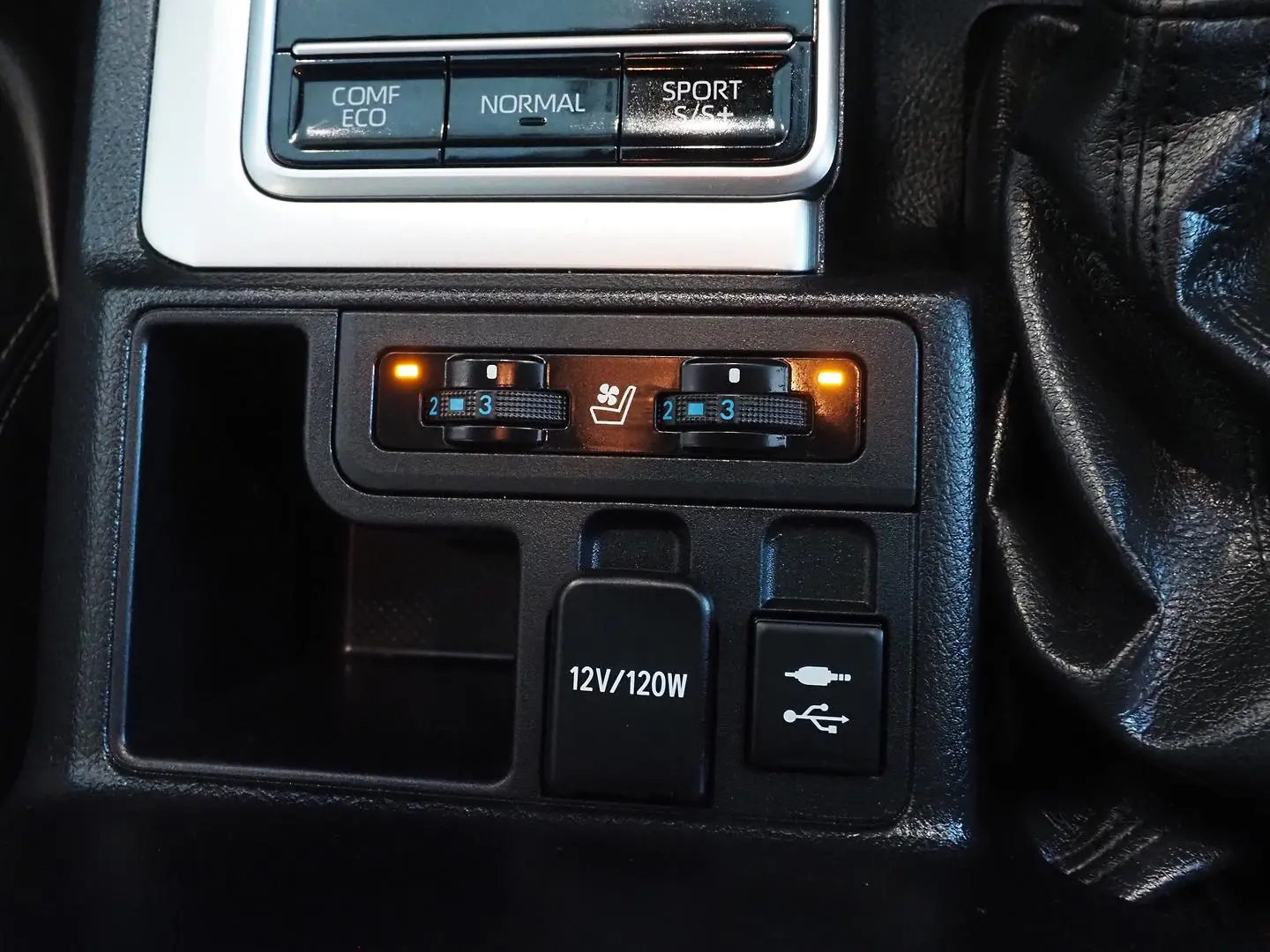 2018 Toyota Landcruiser Prado Gallery Image 27