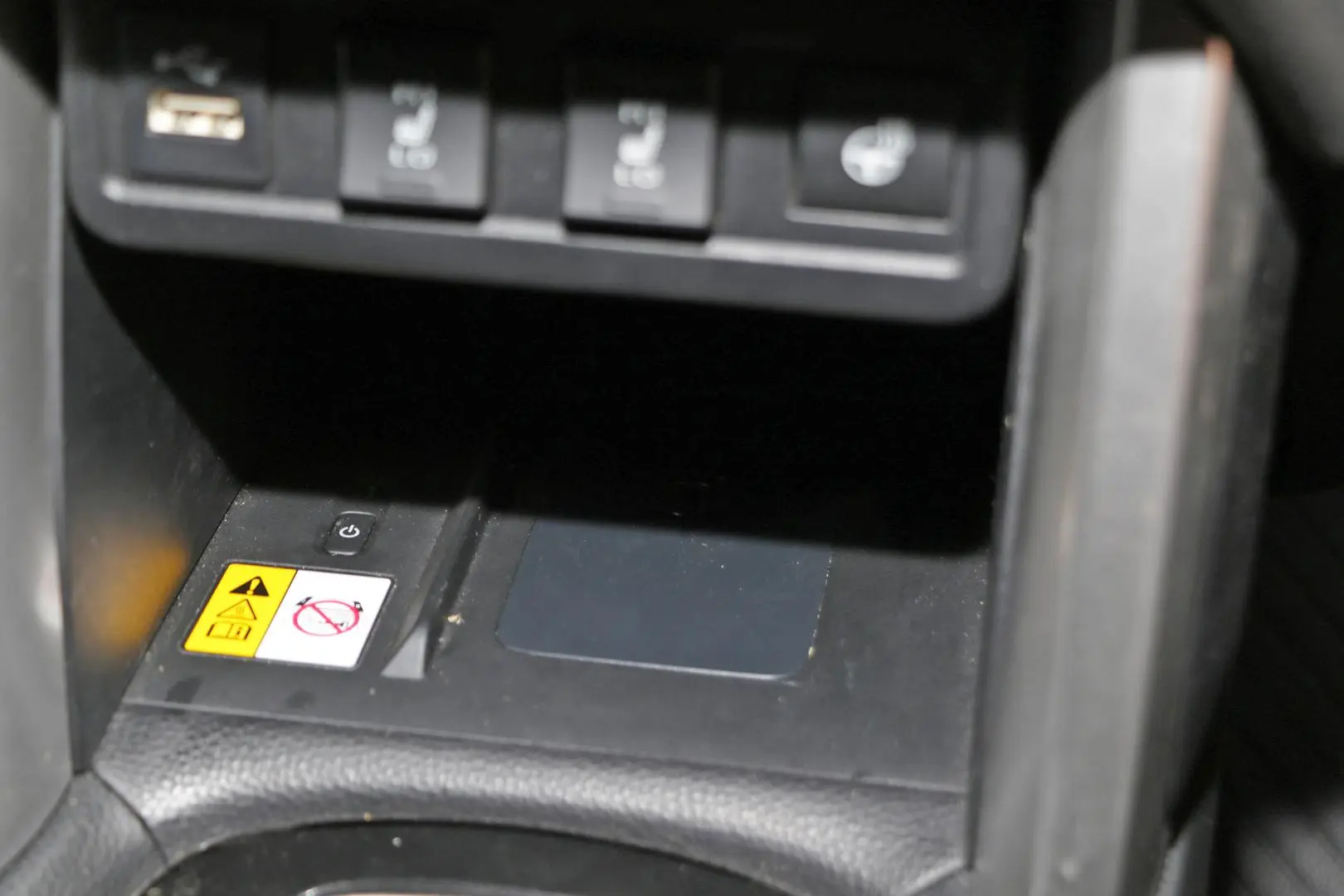 2024 Toyota Corolla Cross Gallery Image 19