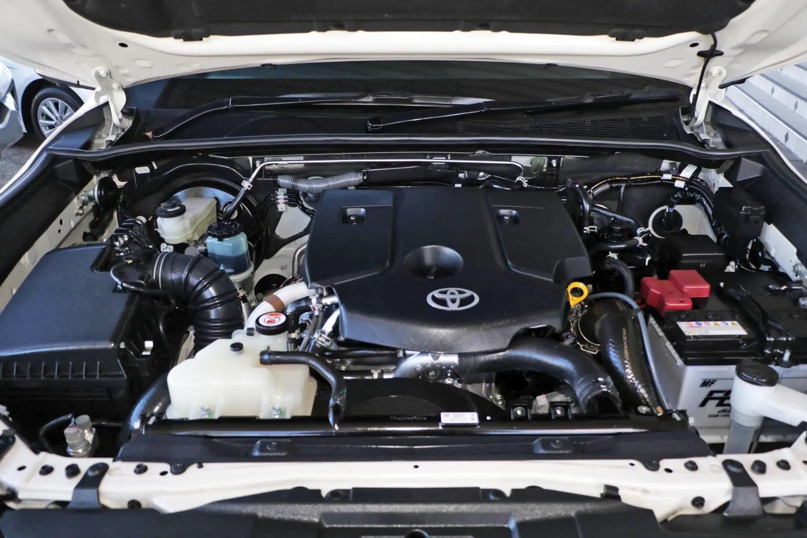 2025 Toyota Hilux Gallery Image 24