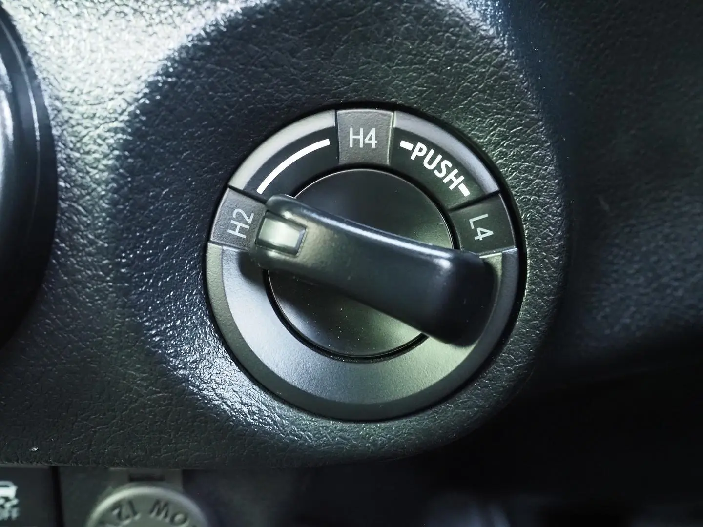 2023 Toyota Hilux Gallery Image 24