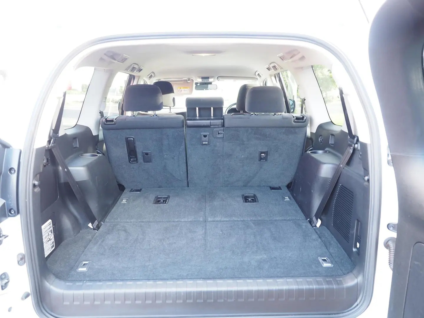 2023 Toyota Landcruiser Prado Gallery Image 7