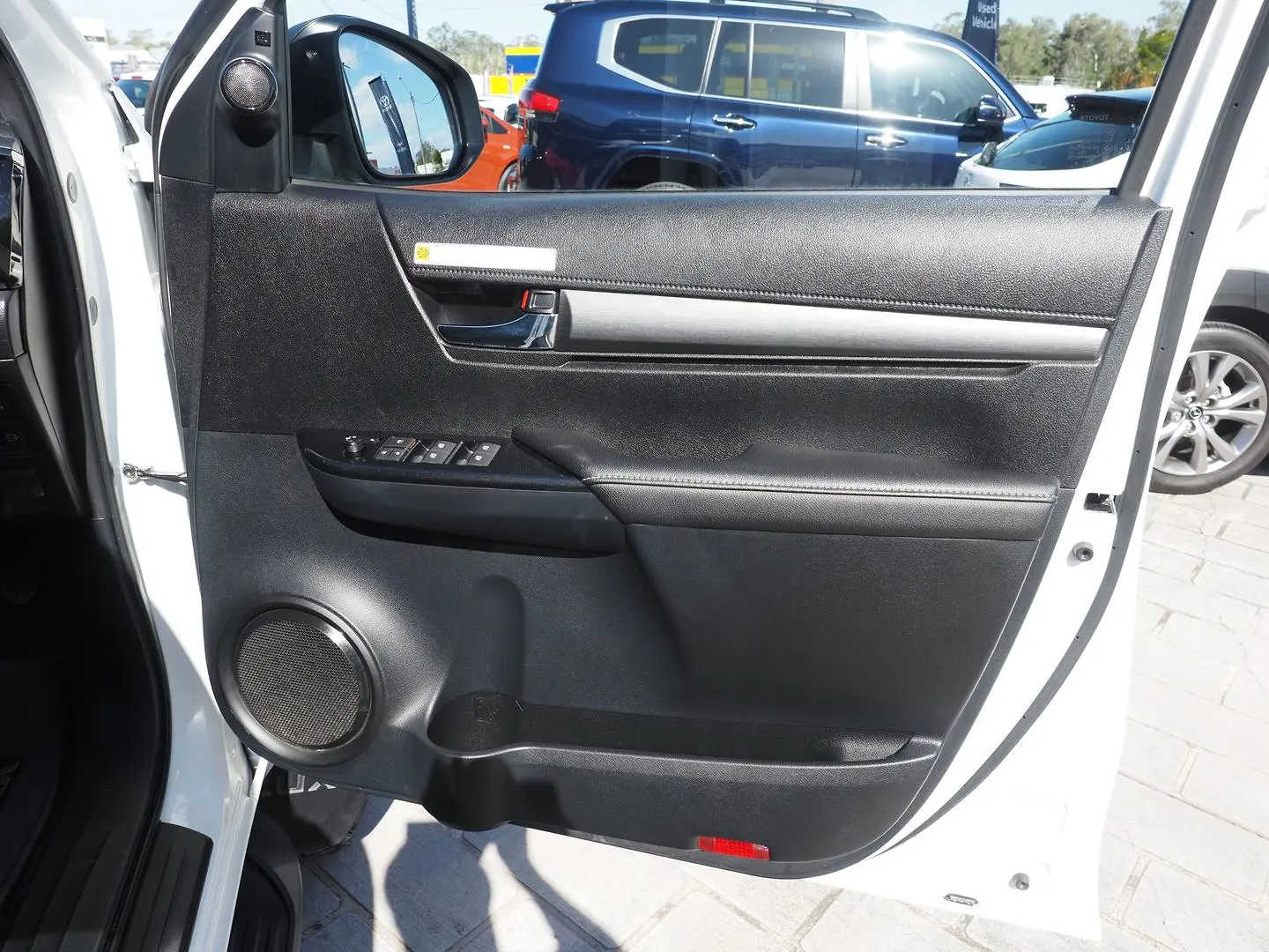 2025 Toyota Hilux Gallery Image 22