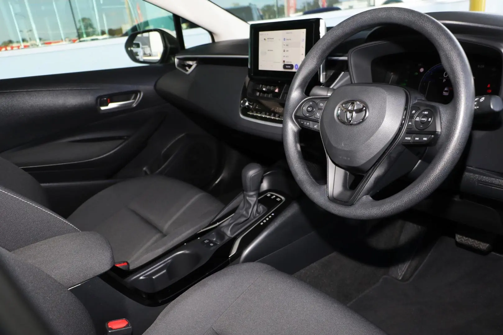 2025 Toyota Corolla Gallery Image 7