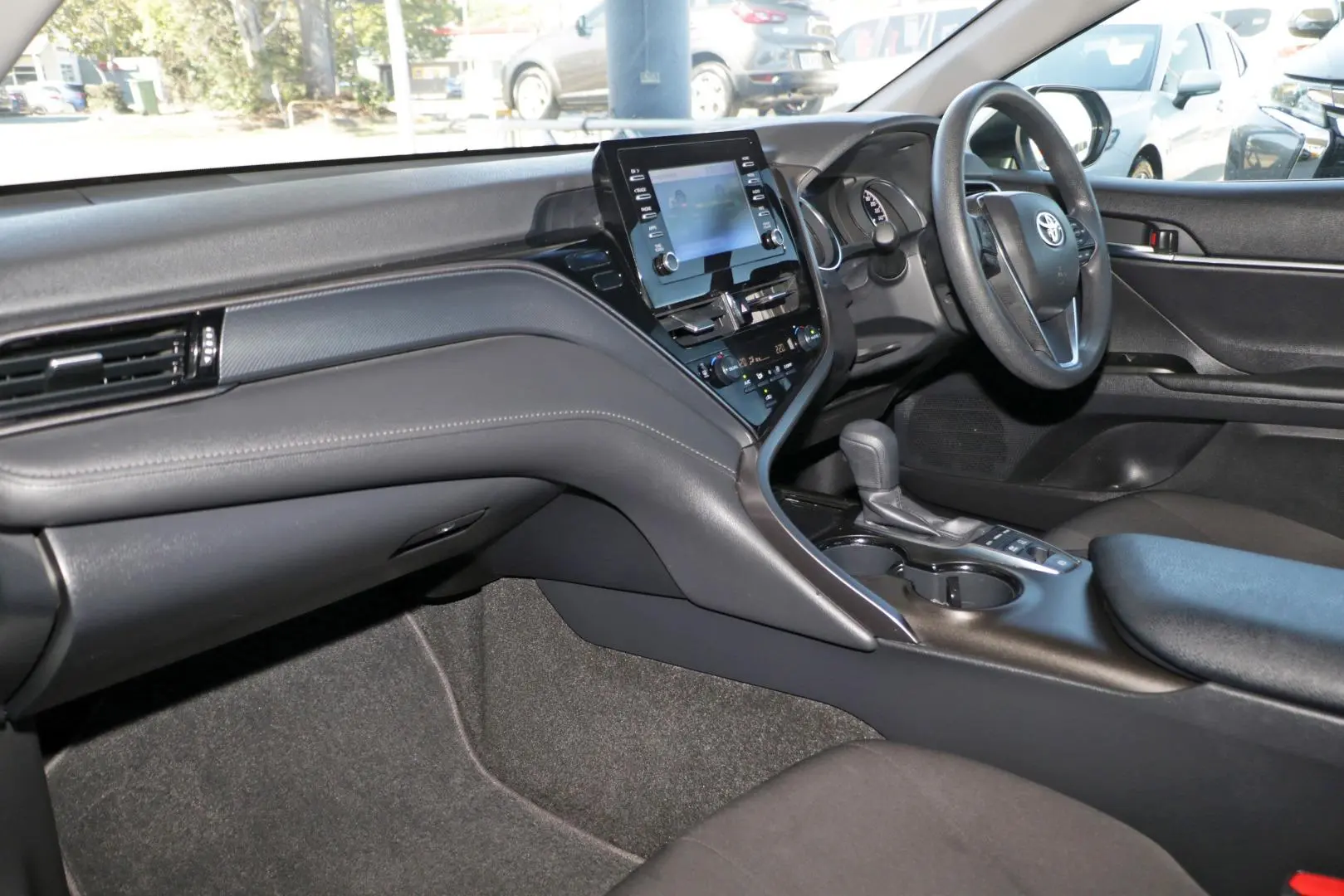2023 Toyota Camry Gallery Image 7
