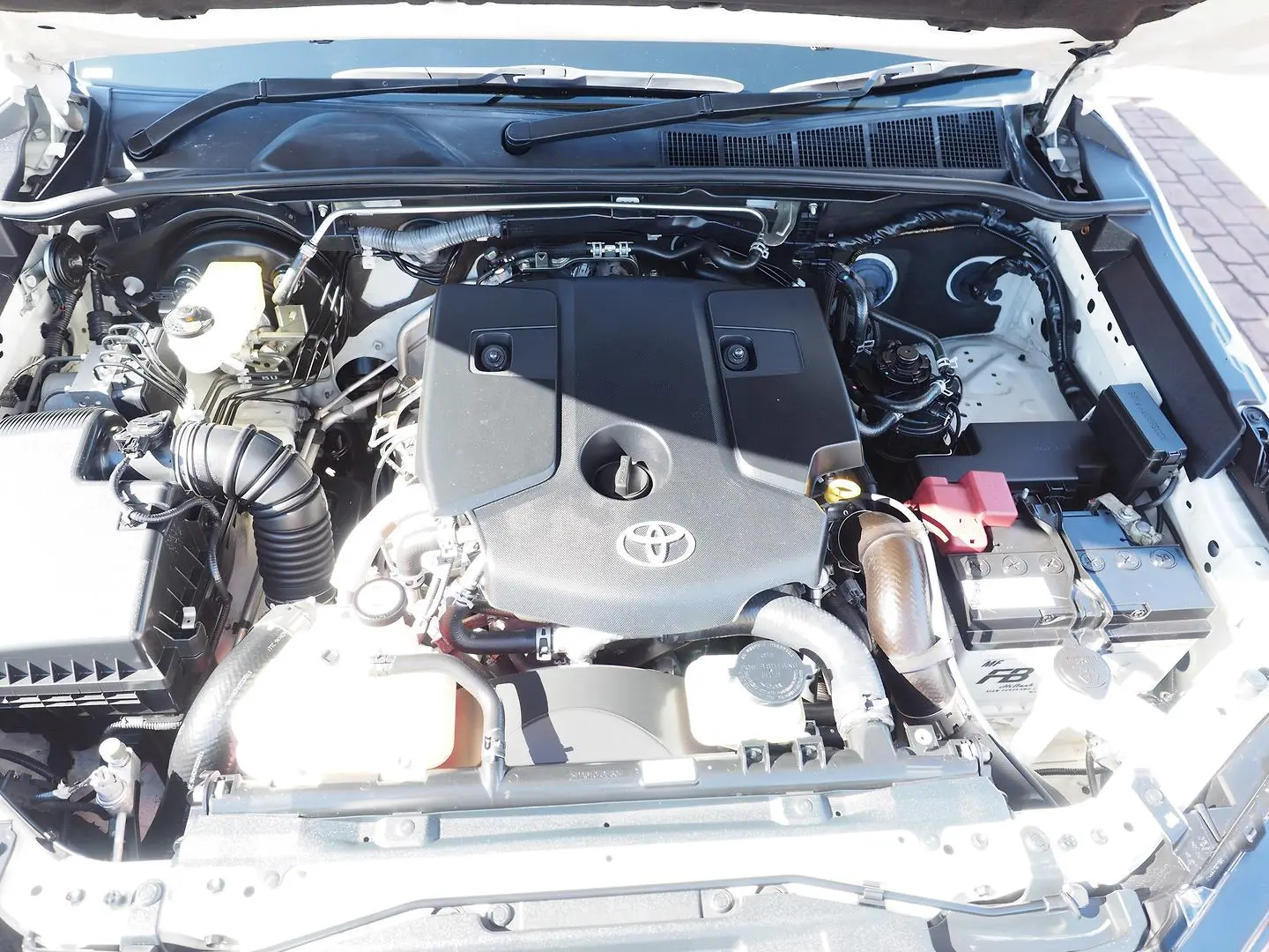 2022 Toyota Hilux Gallery Image 12