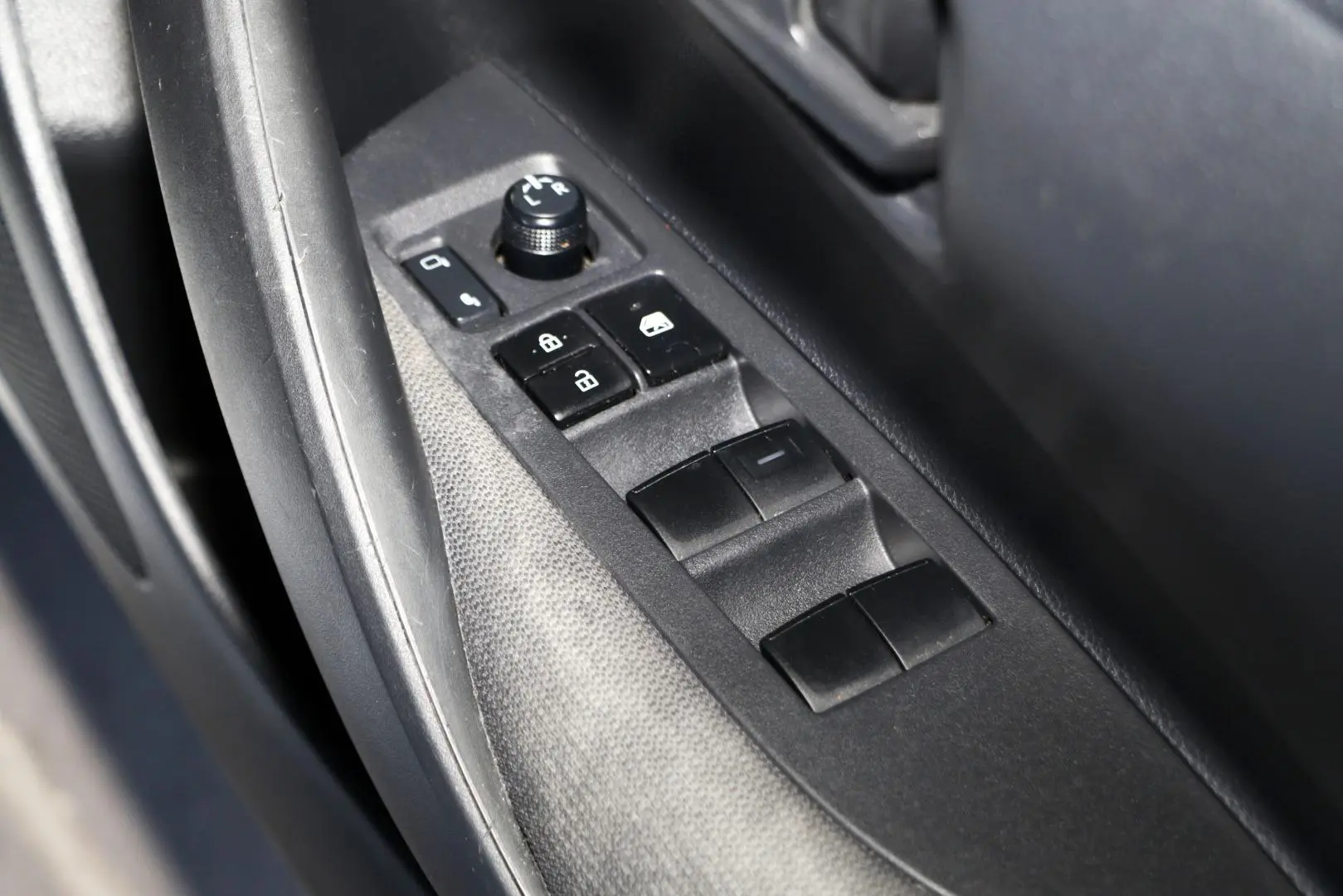 2019 Toyota Corolla Gallery Image 17