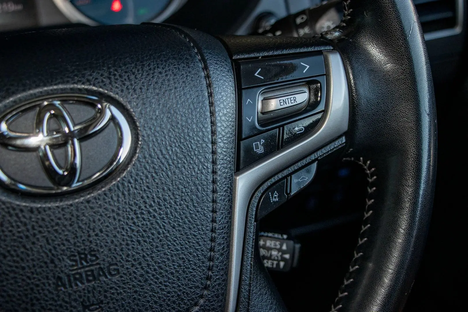 2019 Toyota Landcruiser Prado Gallery Image 18