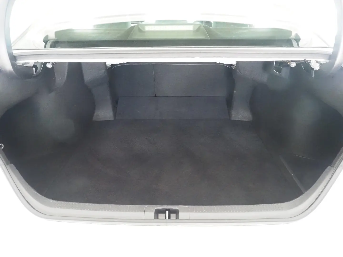 2024 Toyota Camry Gallery Image 13