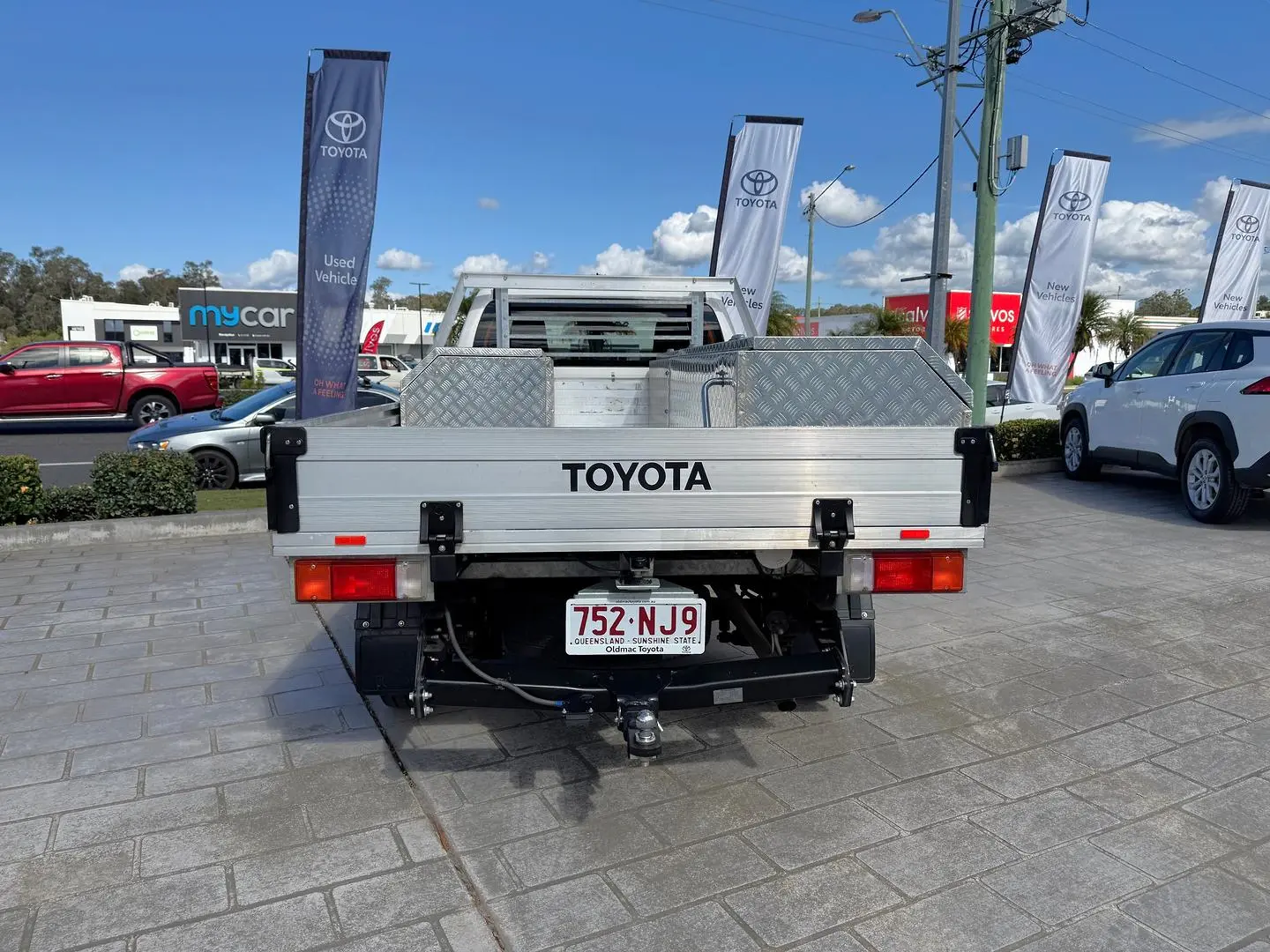 2018 Toyota Hilux Gallery Image 5