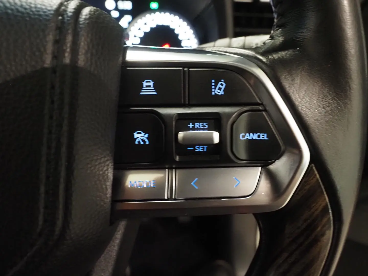 2022 Toyota Landcruiser Gallery Image 36