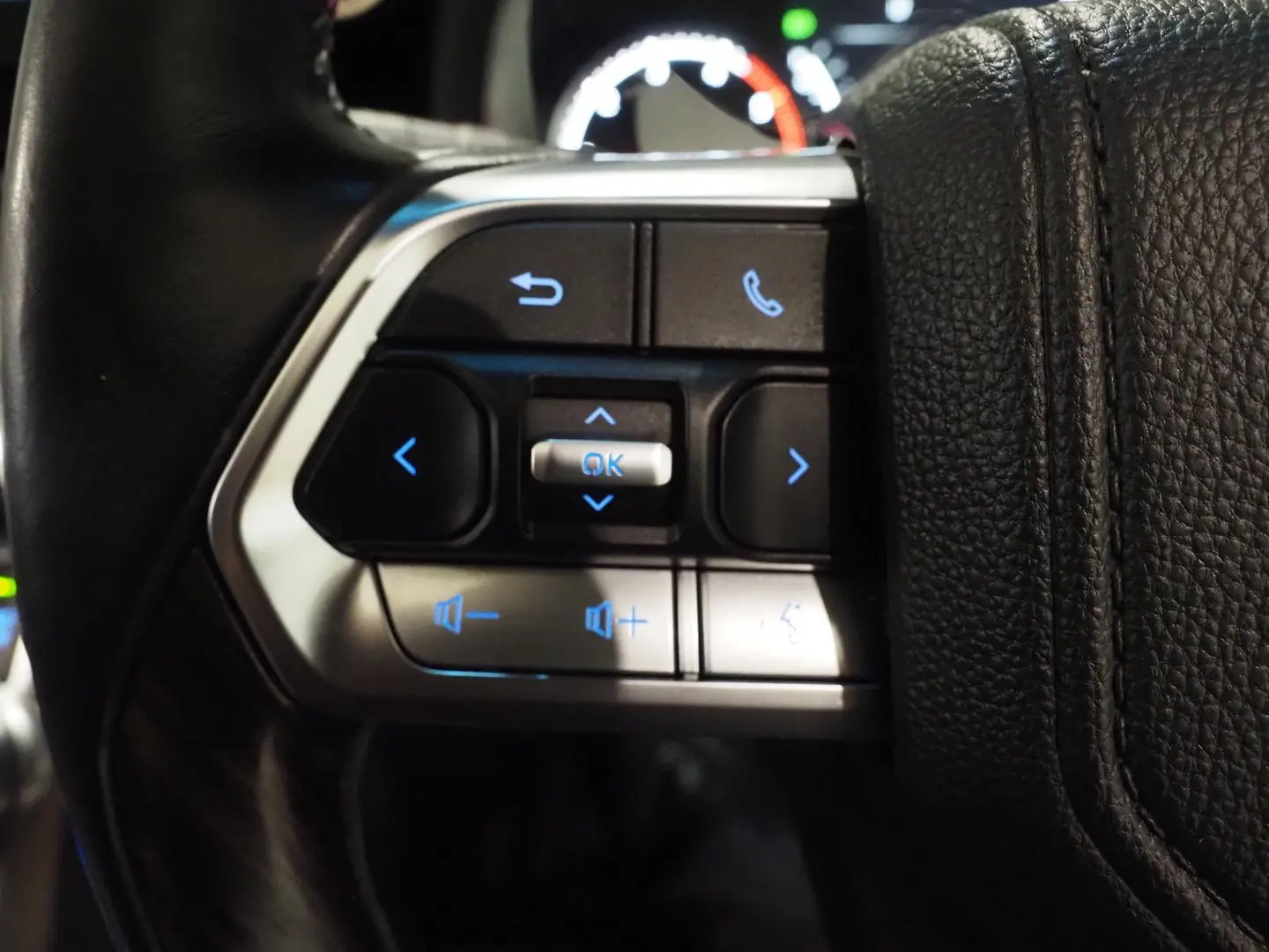 2022 Toyota Landcruiser Gallery Image 35