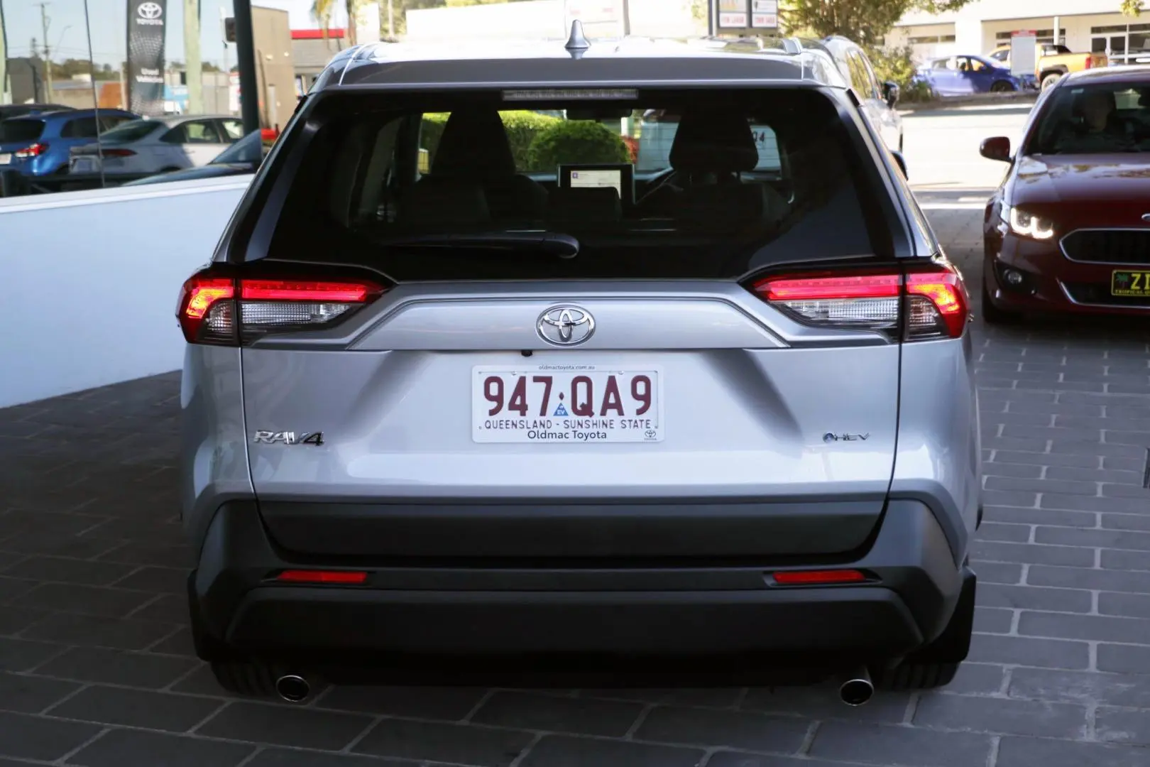 2025 Toyota RAV4 Gallery Image 5