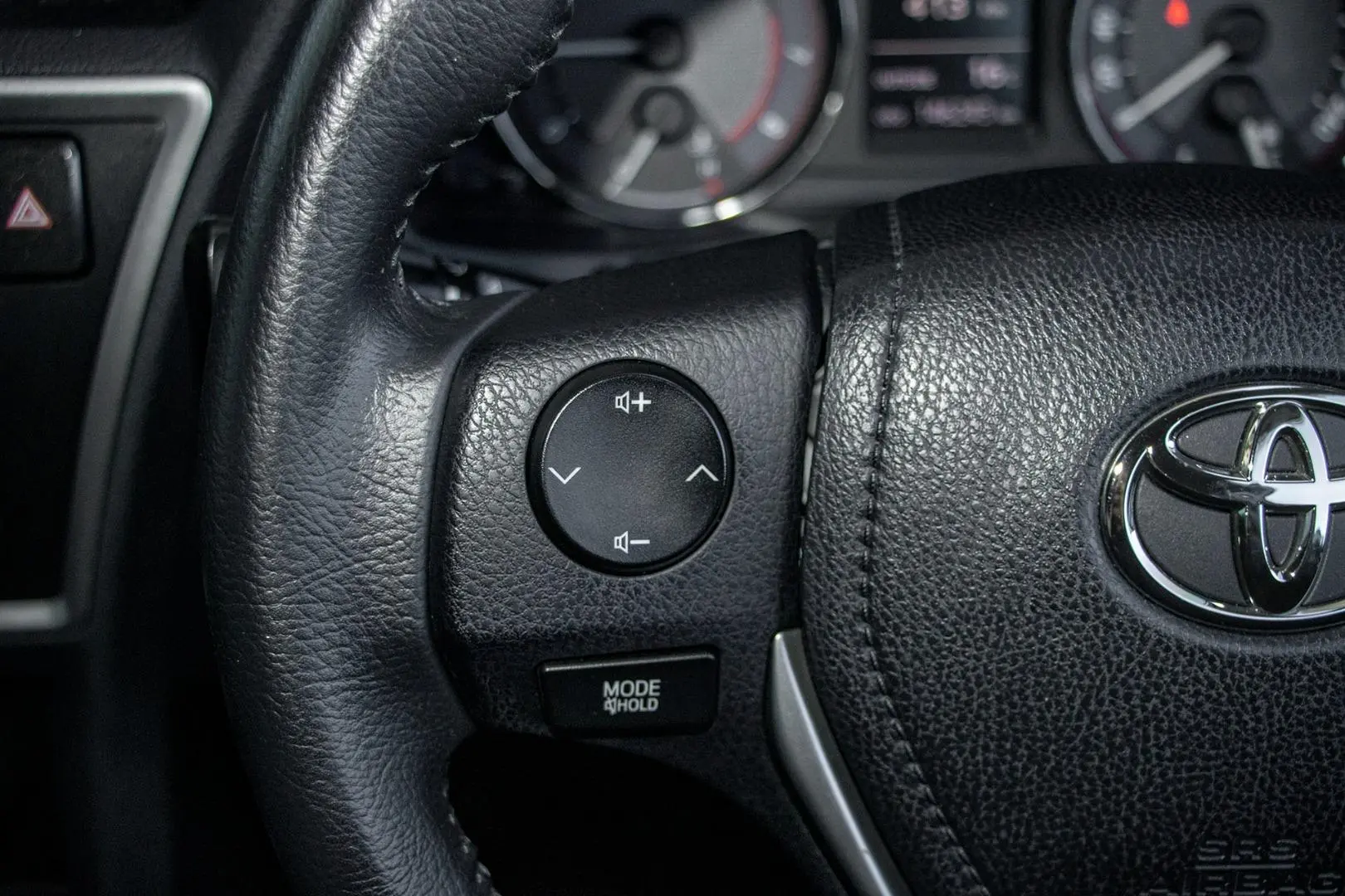 2013 Toyota Corolla Gallery Image 13