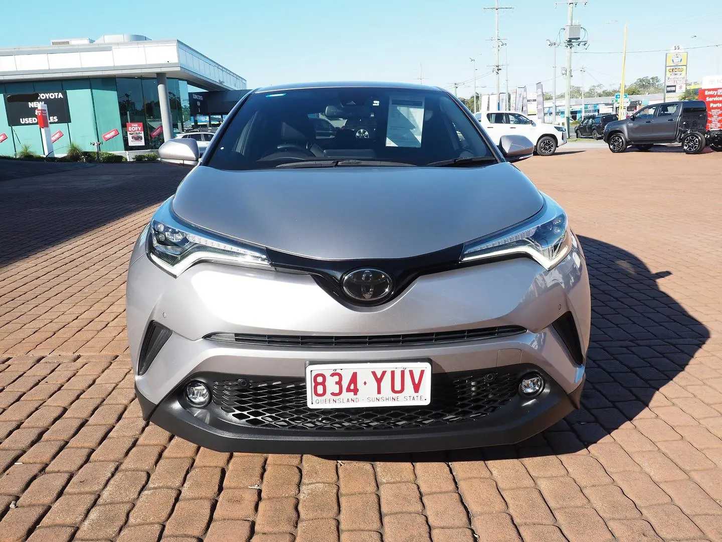 2018 Toyota C-HR Gallery Image 10