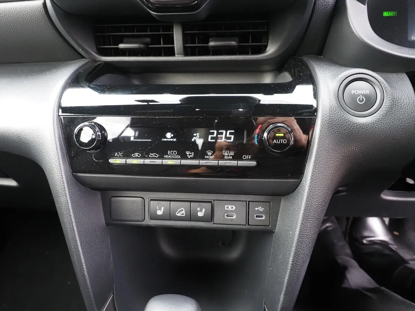 2024 Toyota Yaris Cross Gallery Image 25