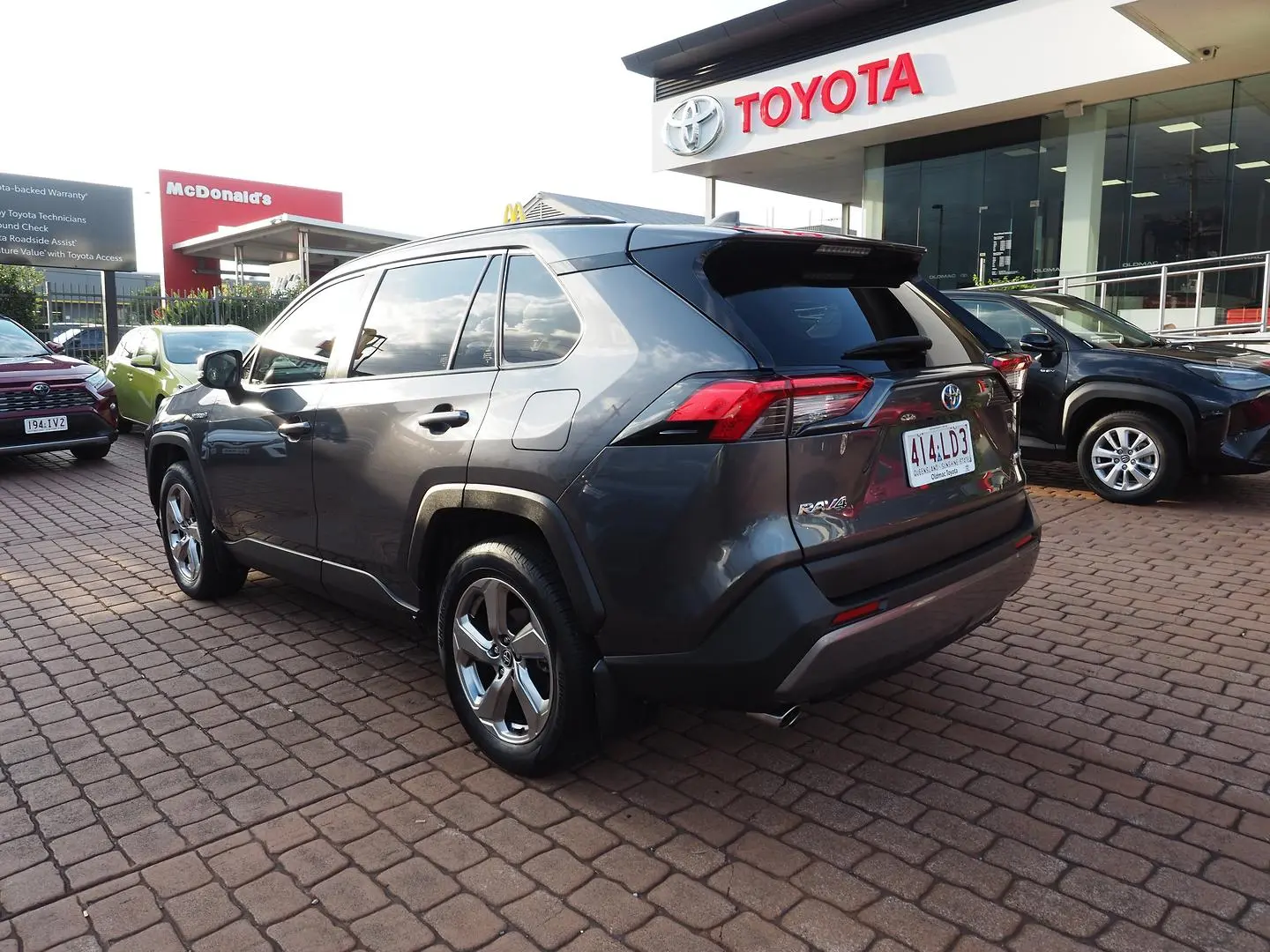 2021 Toyota RAV4 Image 7