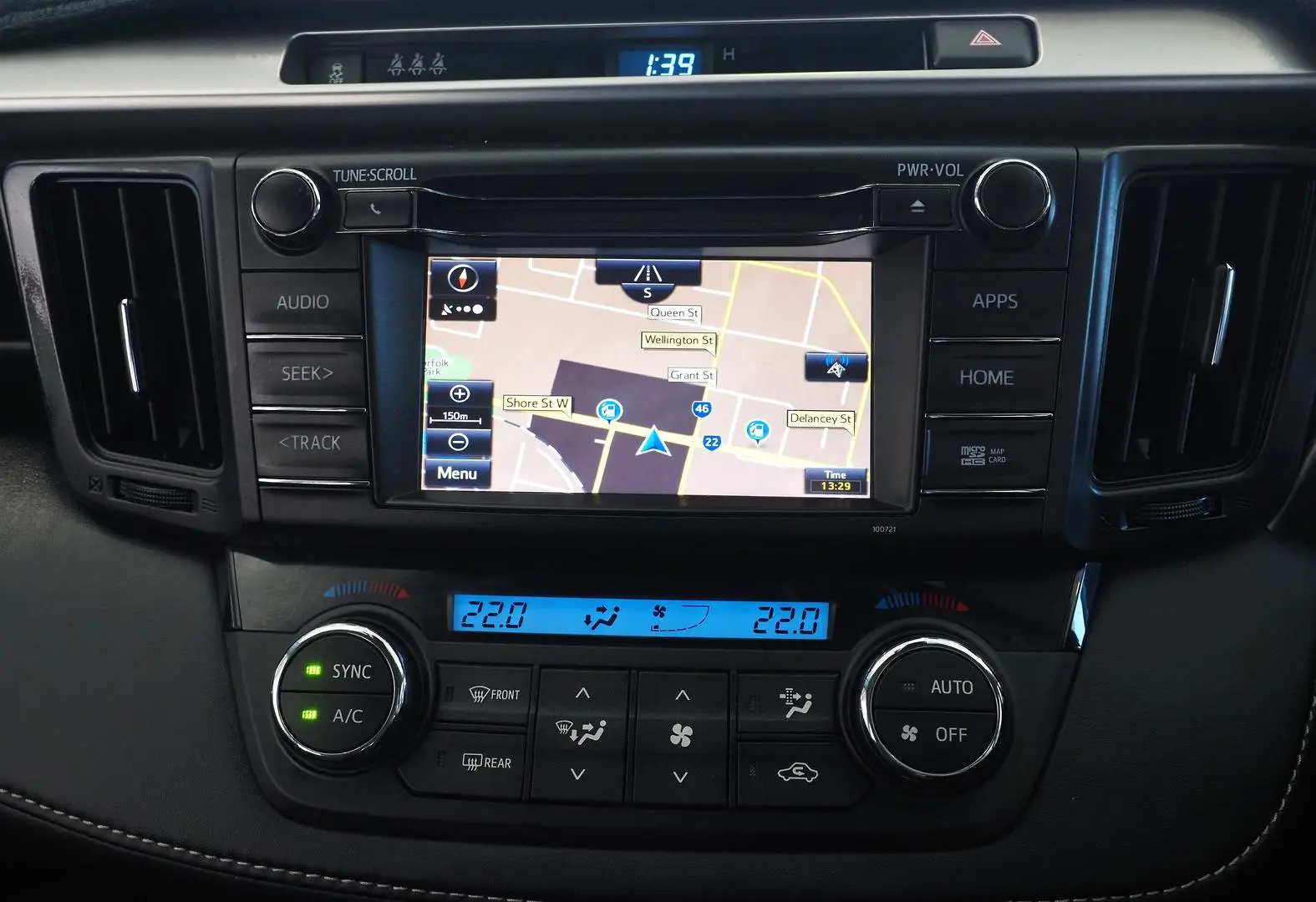 2018 Toyota RAV4 Gallery Image 28