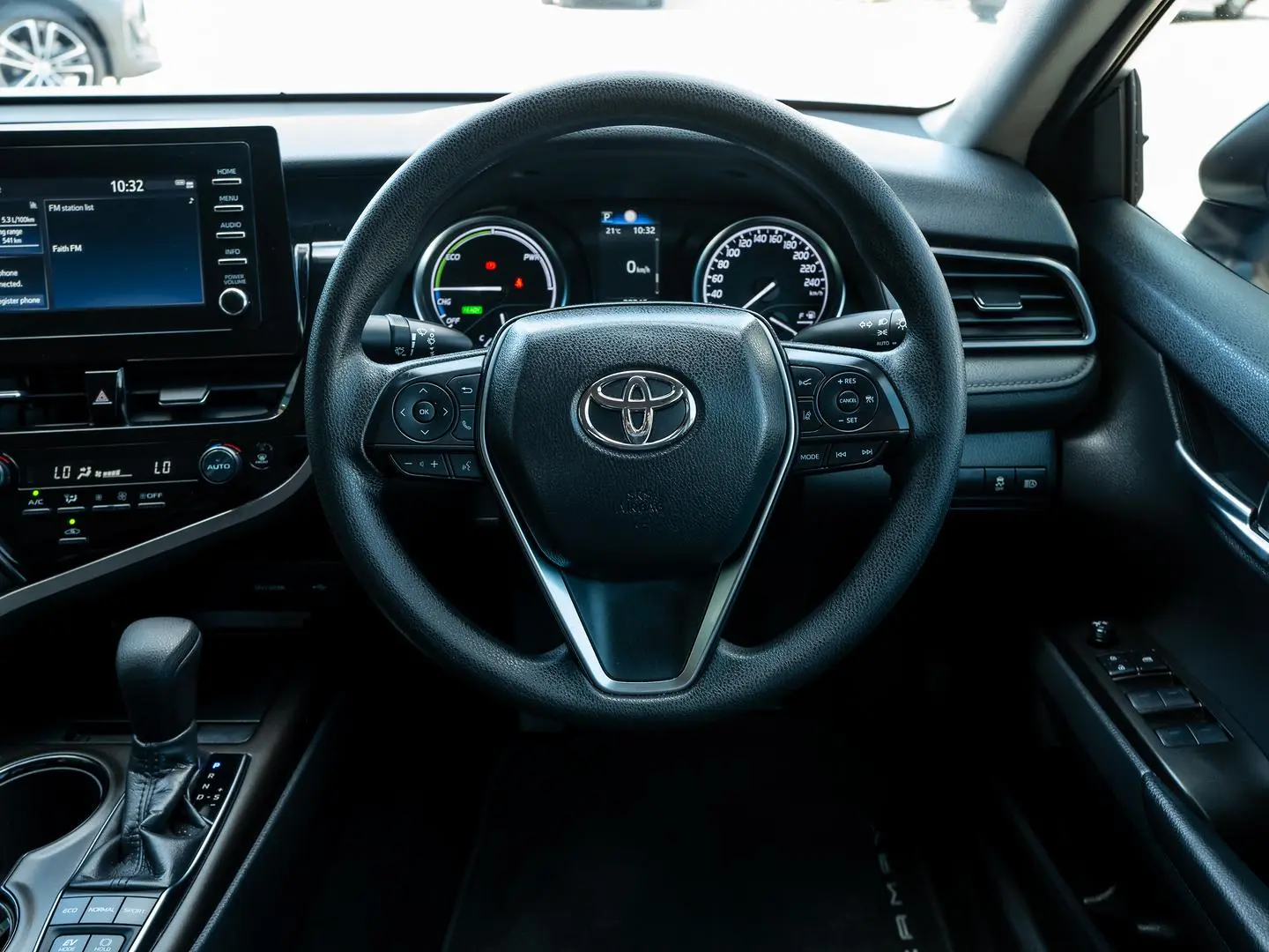2024 Toyota Camry Gallery Image 11