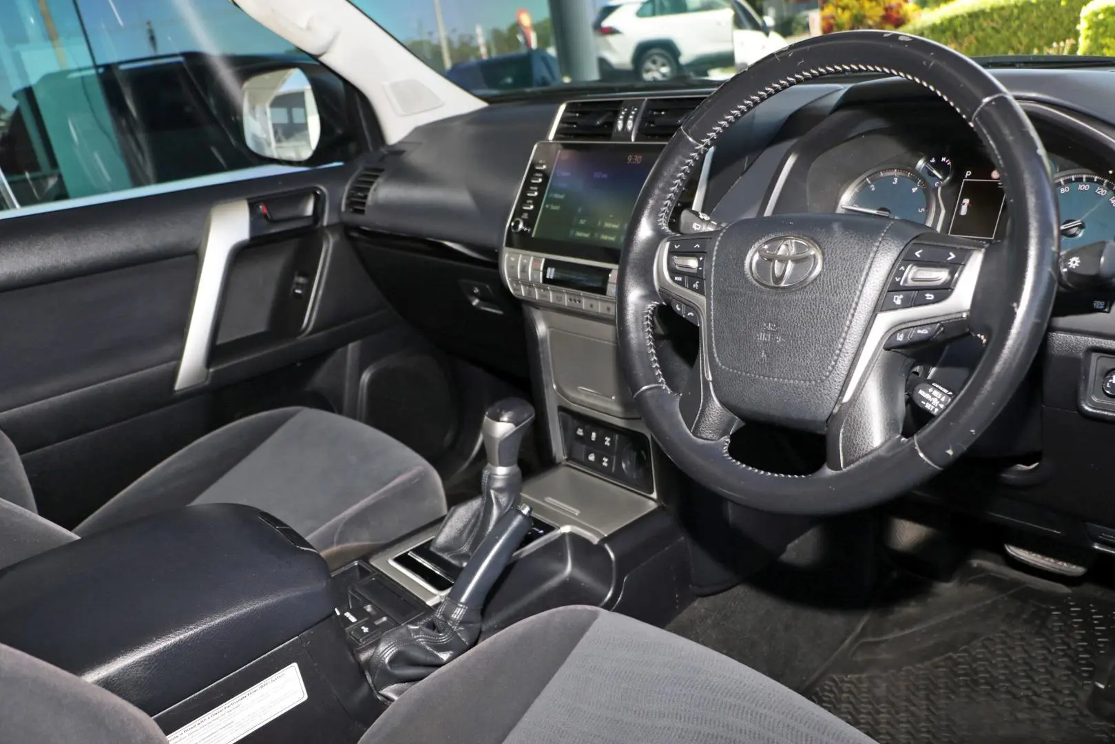 2021 Toyota Landcruiser Prado Gallery Image 6