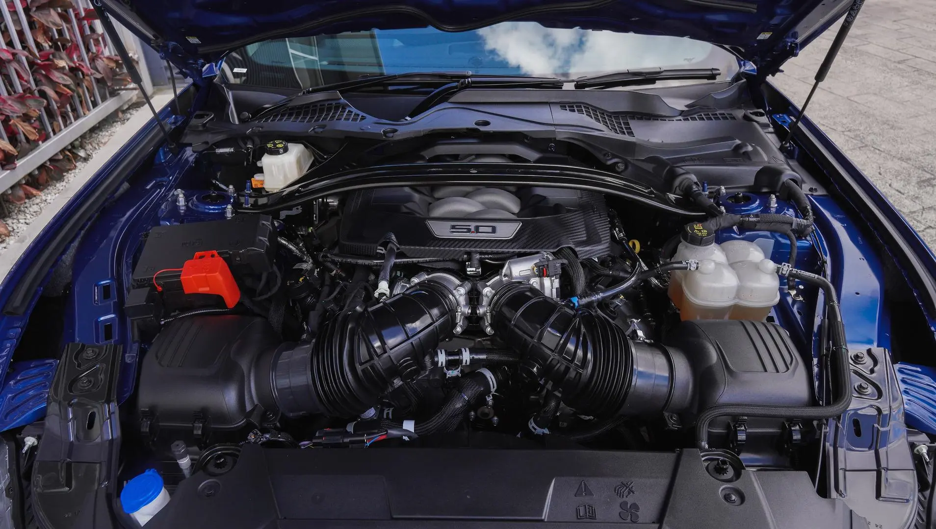 2025 Ford Mustang Gallery Image 15