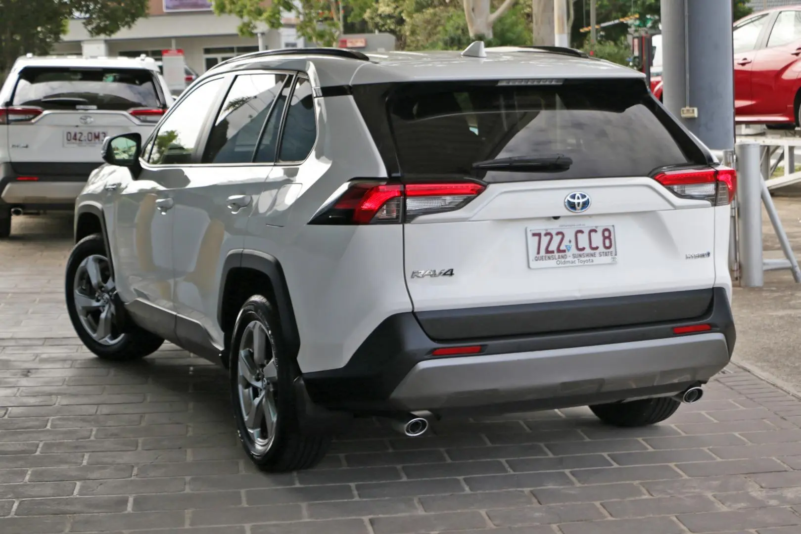 2021 Toyota RAV4 Gallery Image 2
