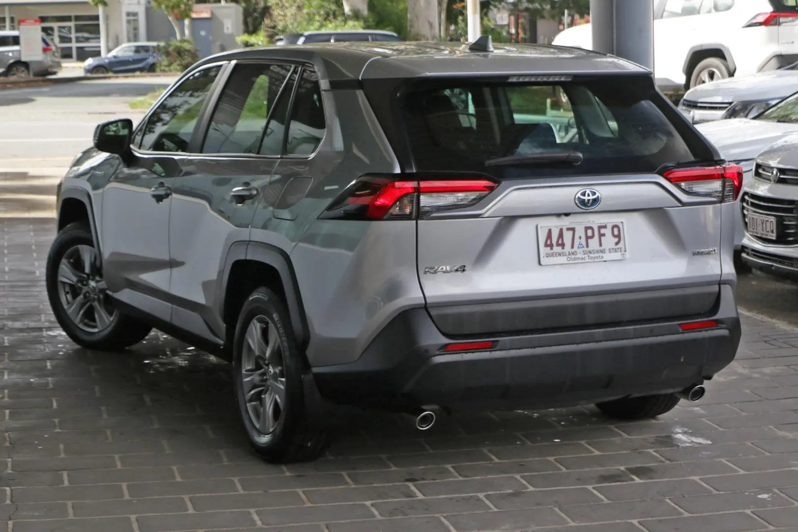 2022 Toyota RAV4 Gallery Image 3