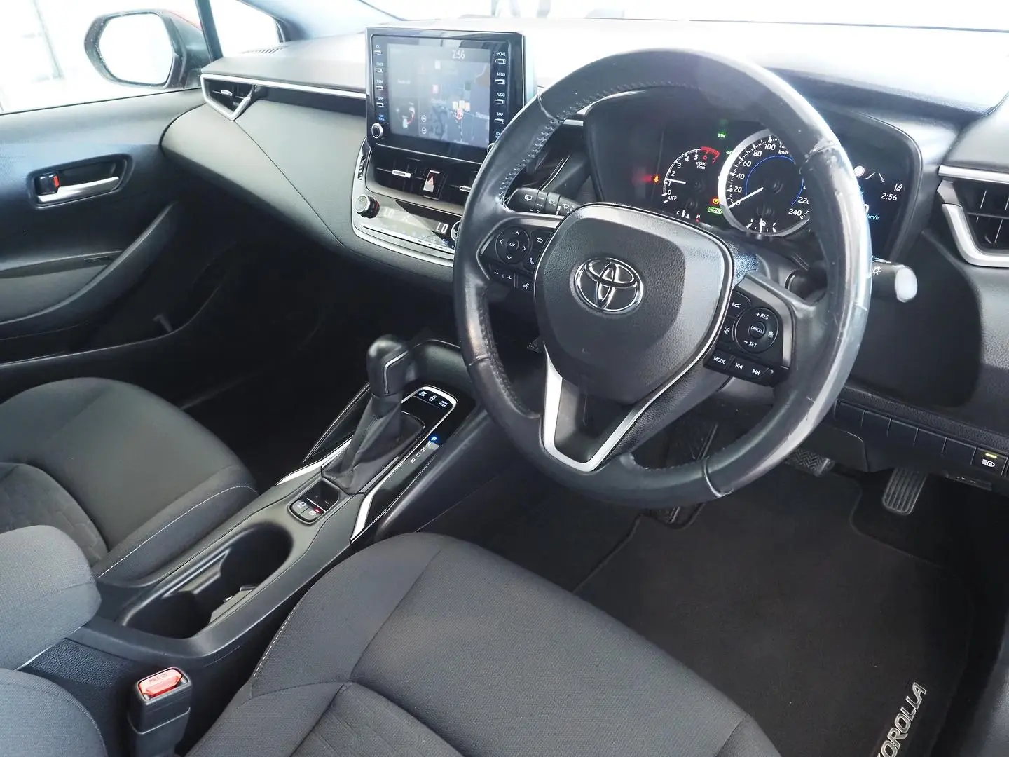 2019 Toyota Corolla Gallery Image 3