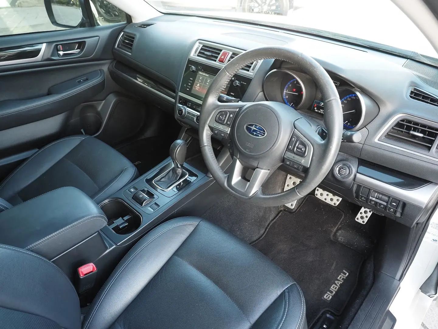 2015 Subaru Liberty Gallery Image 4